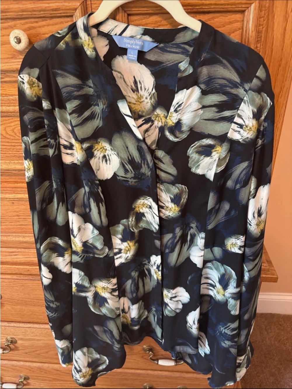 Simply Vera Floral Black Long-Sleeve Blouse